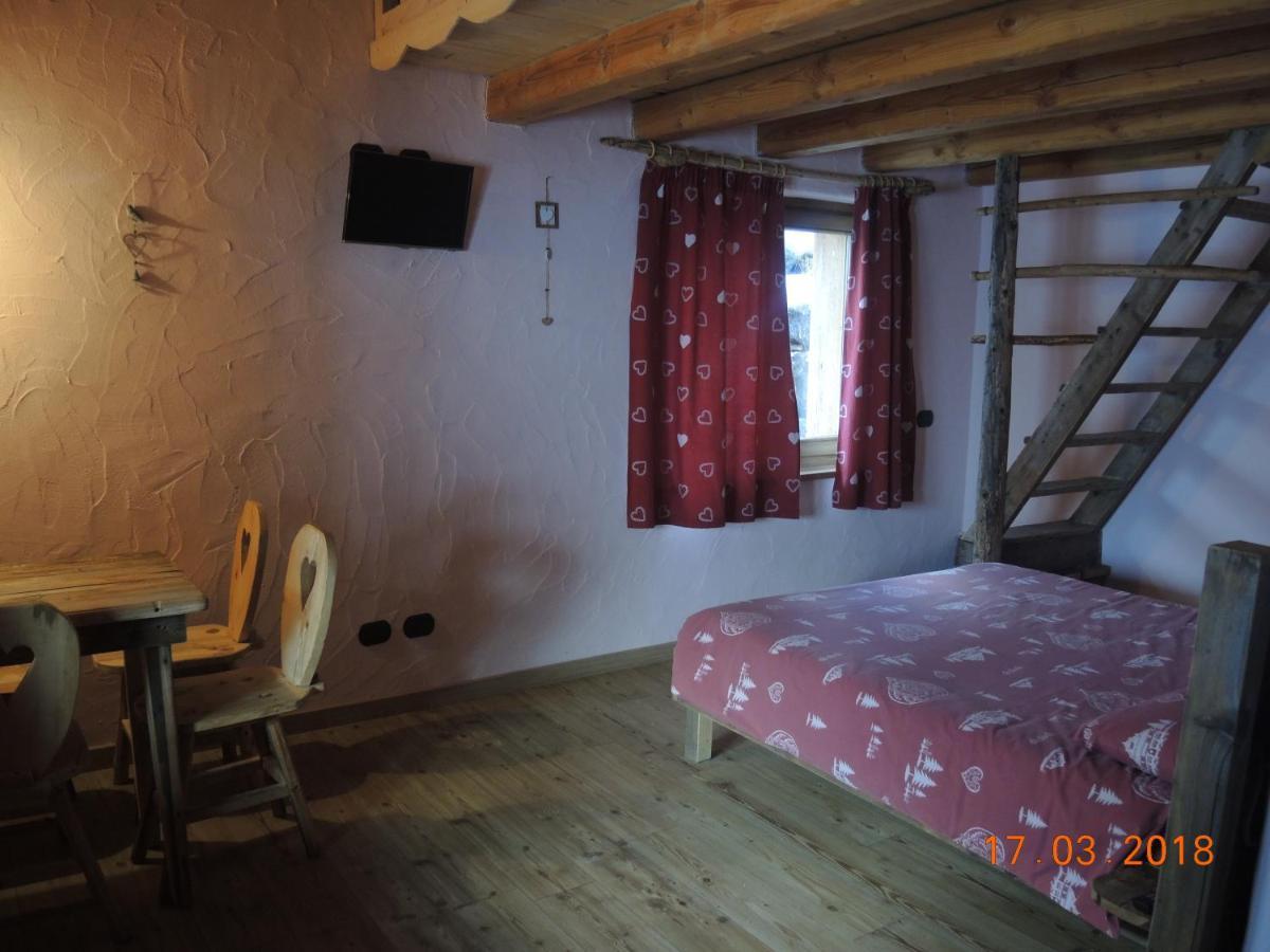 La Ferme Du Grand Paradis Конье Экстерьер фото